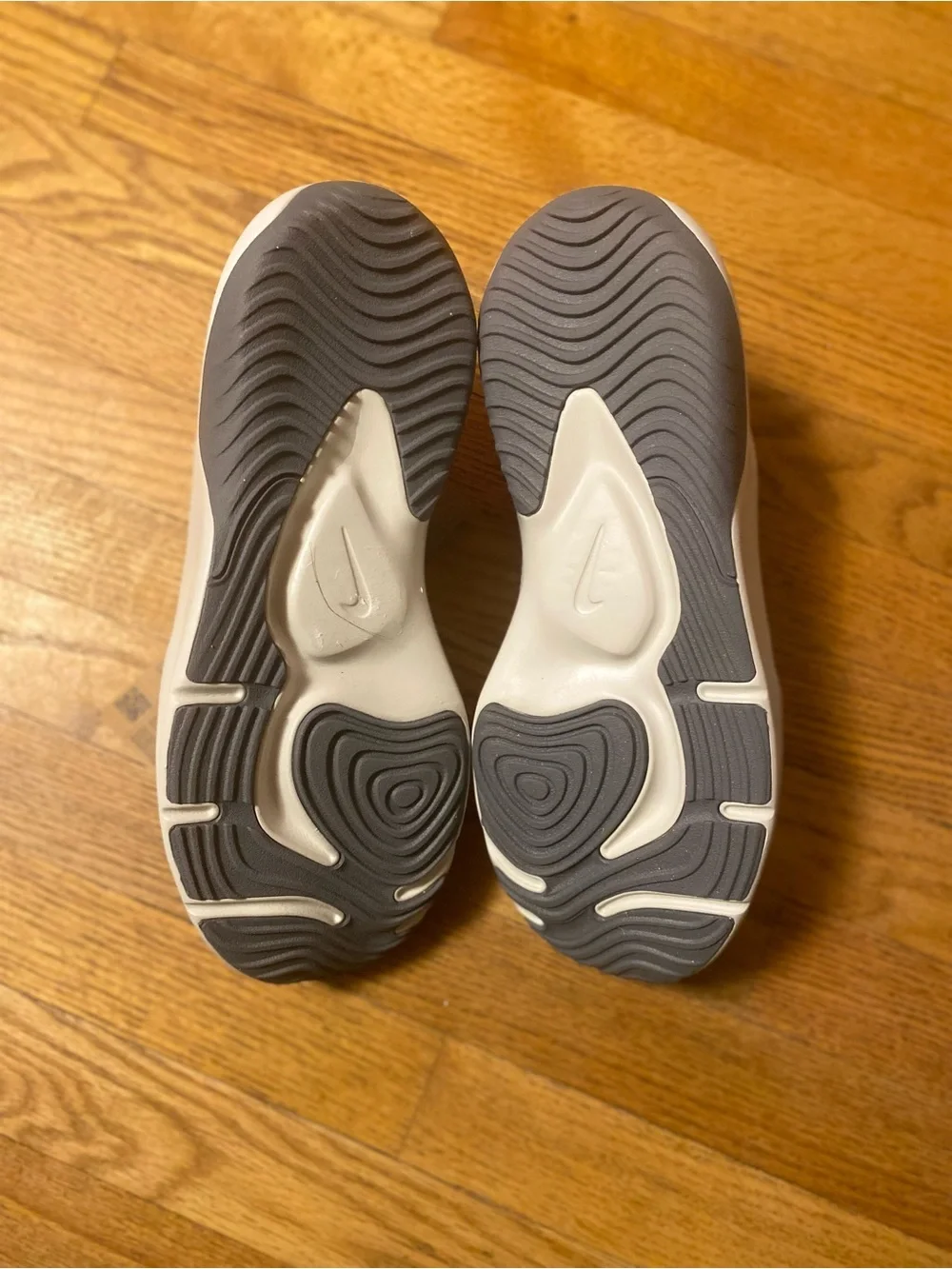 Nike Men’s Legend Essential 3